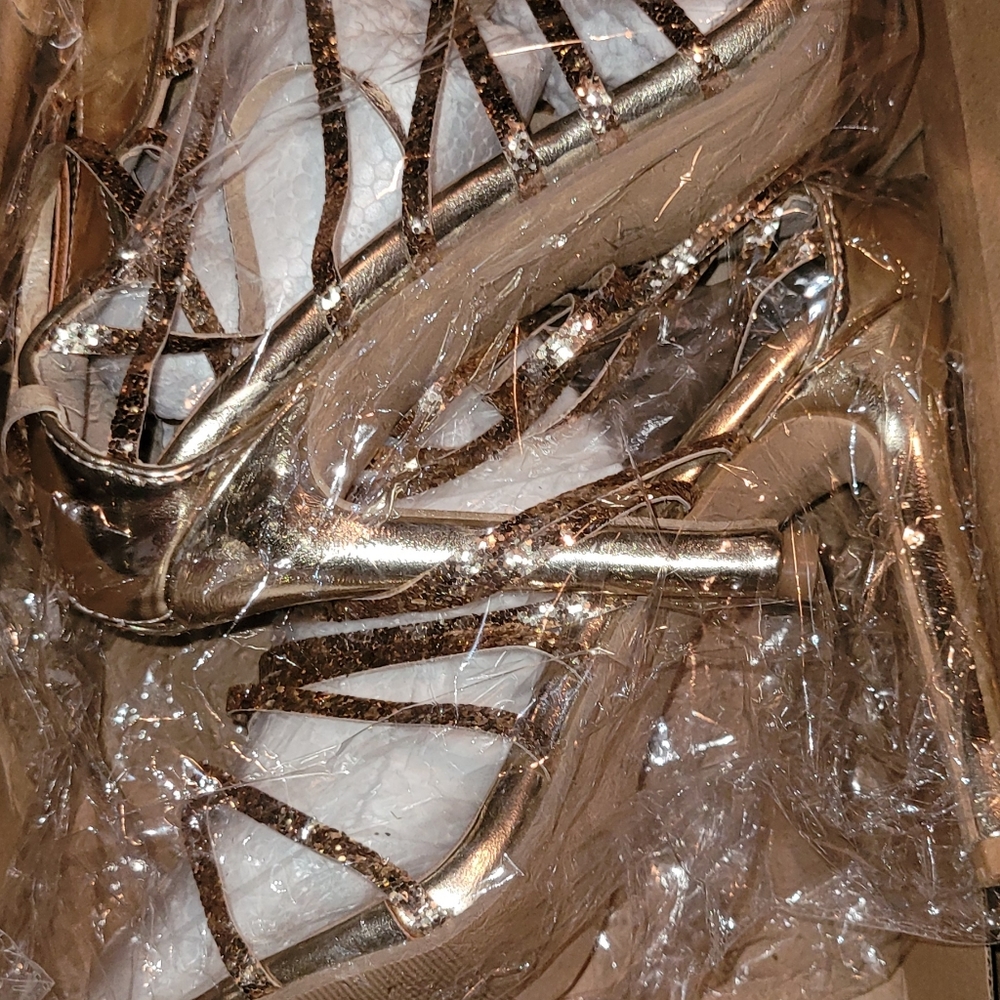 Sexyyyyy heels ๐ - Picture 5 of 5
